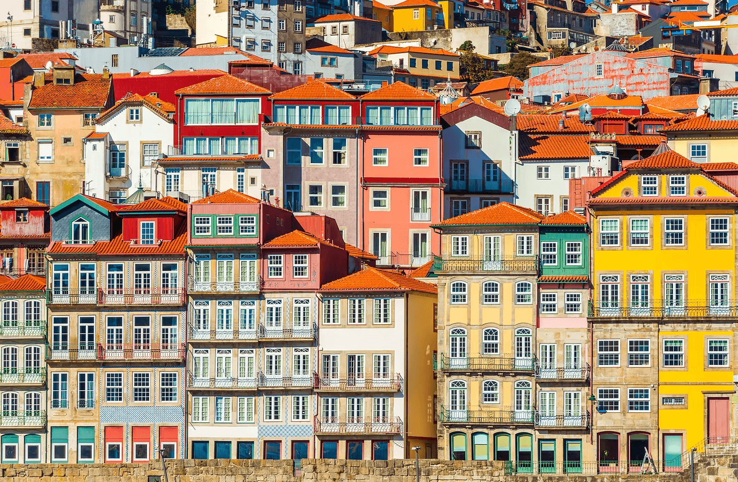 Tax Exemptions for First-Time Home Buyers Aged 35 or Under in Portugal (2026)